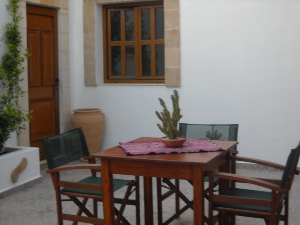 Lindos Center Studios Habitación foto