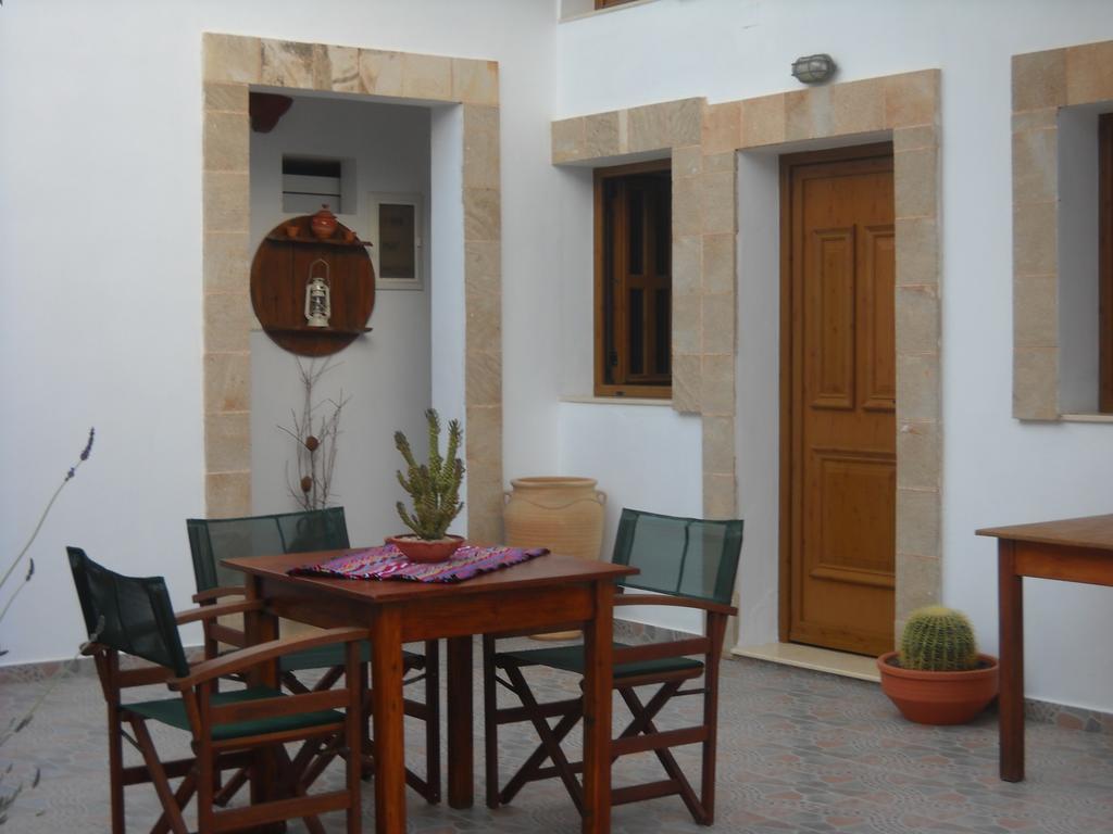 Lindos Center Studios Habitación foto